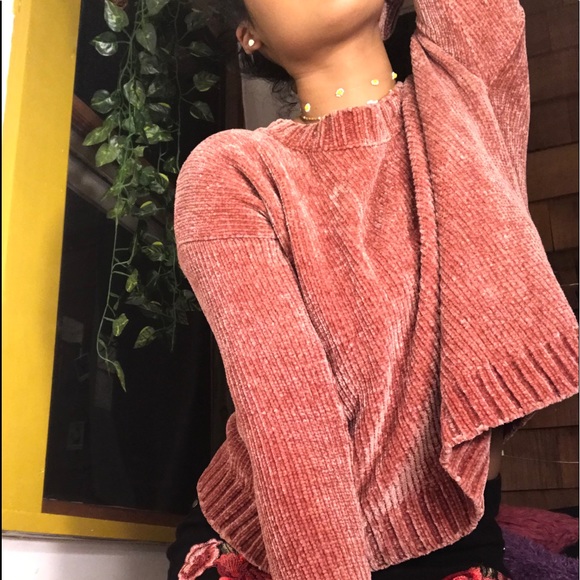 Top - Picture 1 of 9